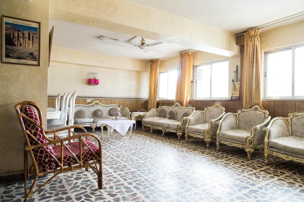 Sun Rise Hotel & Hostel & Tours Αμμάν Εξωτερικό φωτογραφία