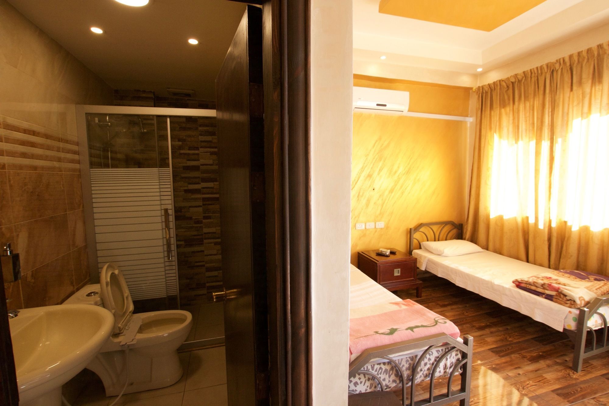 Sun Rise Hotel & Hostel & Tours Αμμάν Εξωτερικό φωτογραφία
